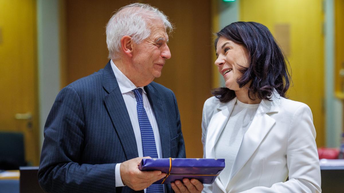 Borrell minimizes the impact of Biden's endorsement: “It's better than nothing”