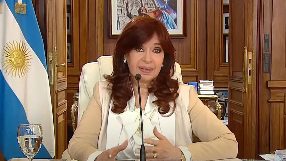 Justice ratifies the sentence of six years in prison and perpetual disqualification of Cristina Kirchner