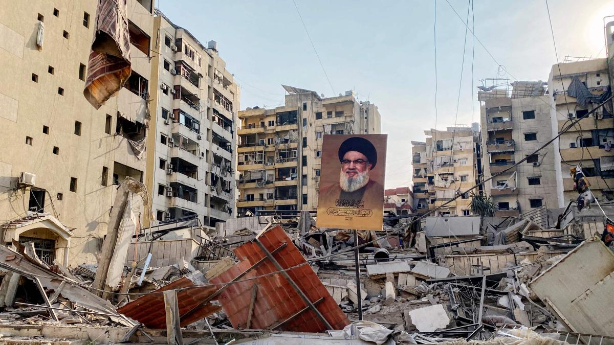 Peace in Lebanon? The Israeli cabinet decides tomorrow whether to sign a ceasefire