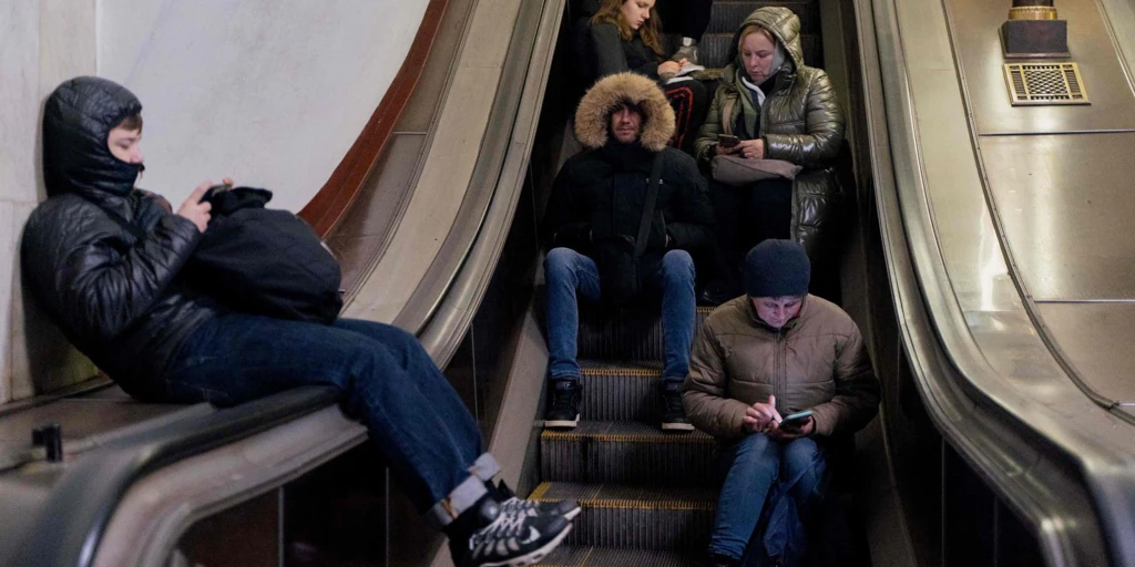 Russia plunges kyiv into cold and darkness with latest attacks