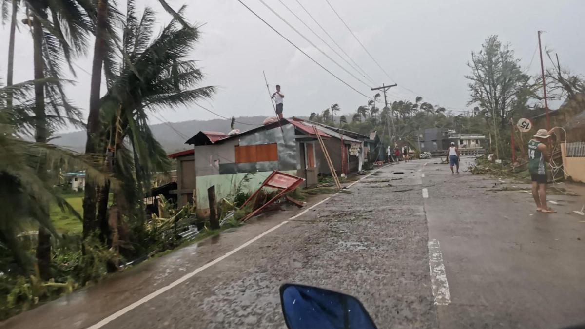 Super typhoon 'Pepito' weakens after making landfall in the Philippines