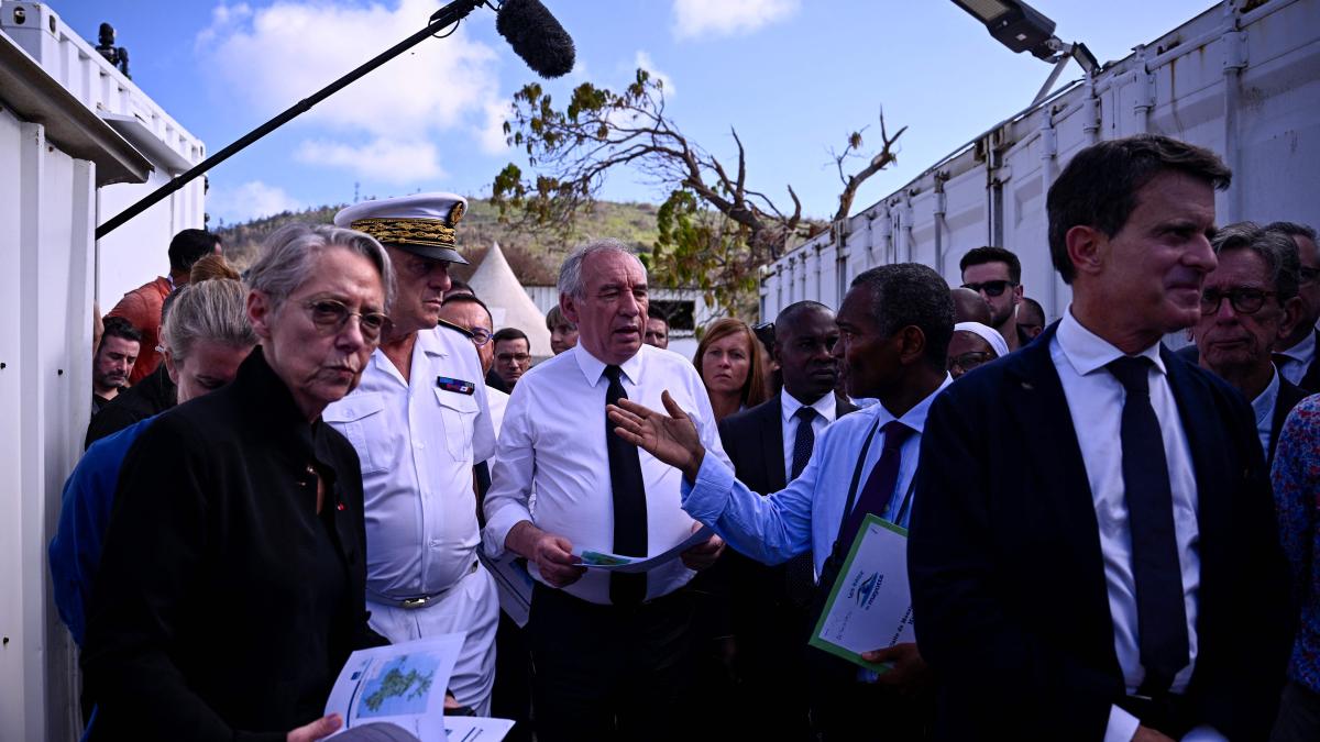 Bayrou promises to rebuild Mayotte in two years