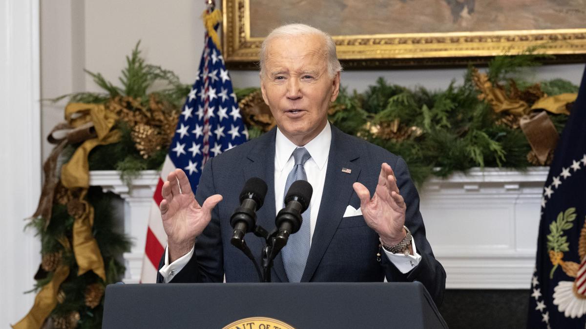 Biden commutes the sentences of most of those sentenced to death in the United States