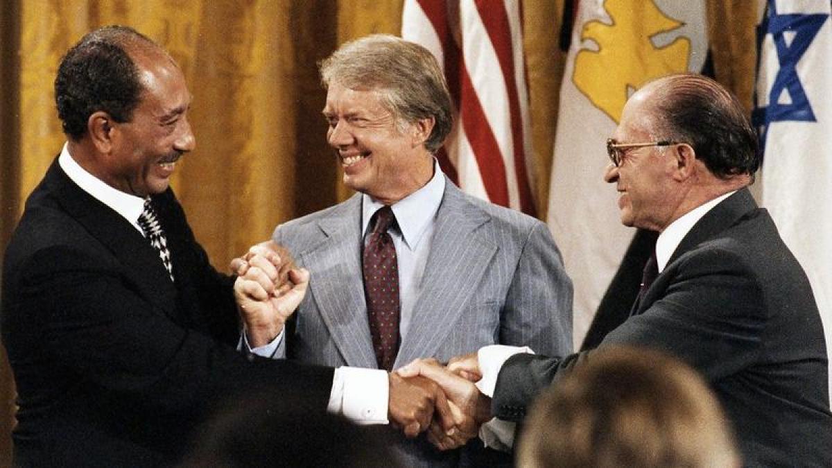 Jimmy Carter, the president who imagined a world at peace, dies at 100