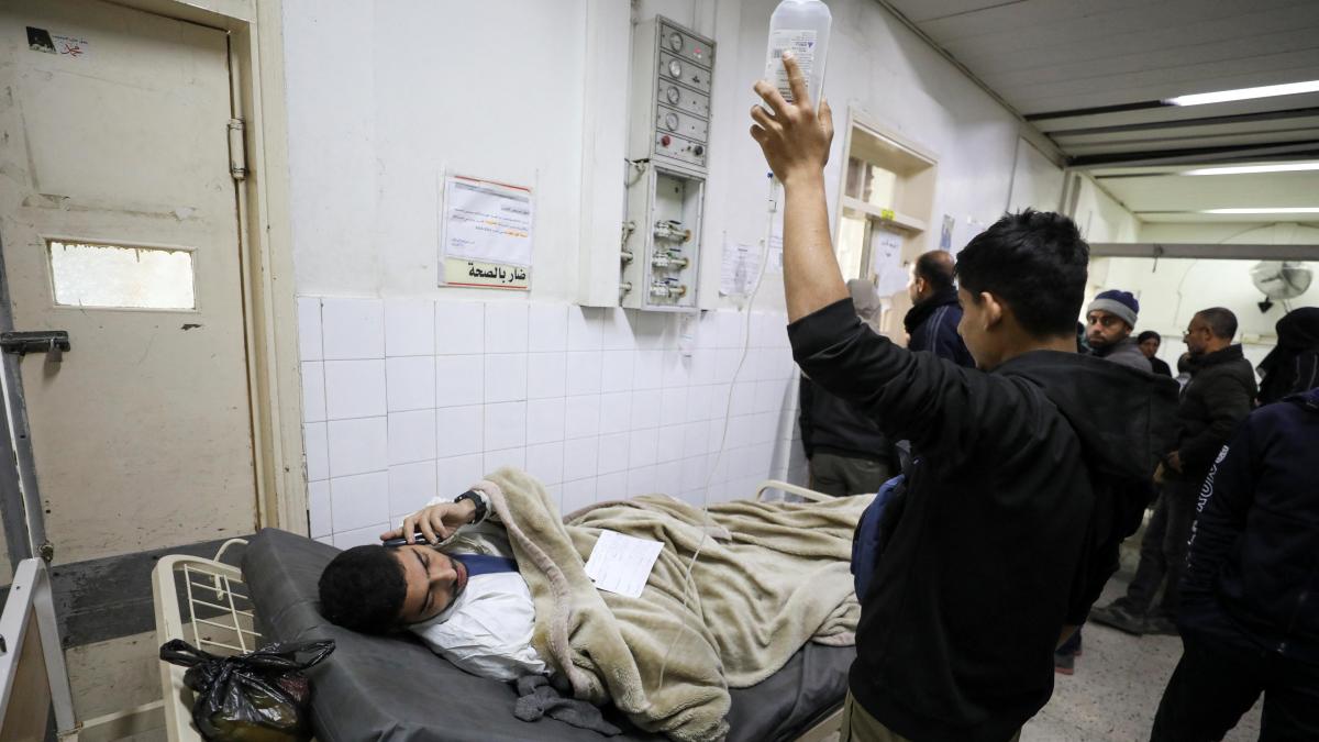 Largest medical facility in northern Gaza out of service after raid