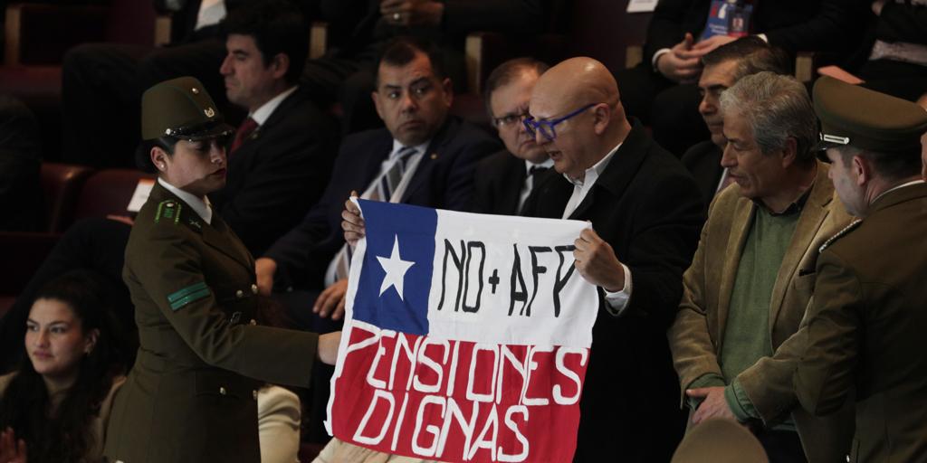 The Chilean Congress approves the greatest reform of the pension system in democracy