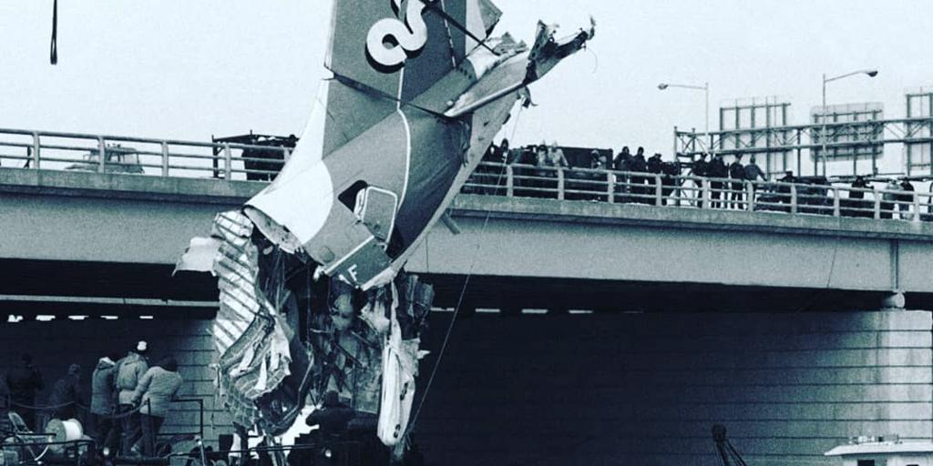 This was the plane accident in which 78 people died in 1982
