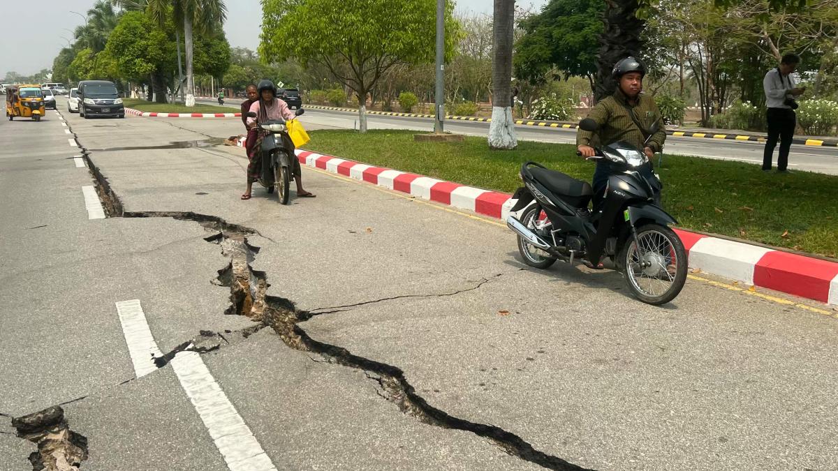 collapsed roads and ruins buildings