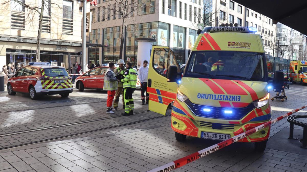 At least one dead and numerous injured in a multiple outrage in Mannheim (Germany)