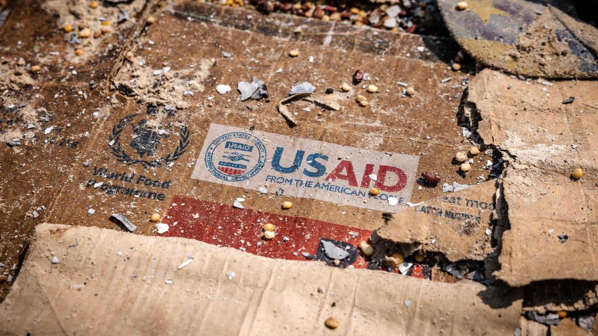 Earthquake in foreign aid