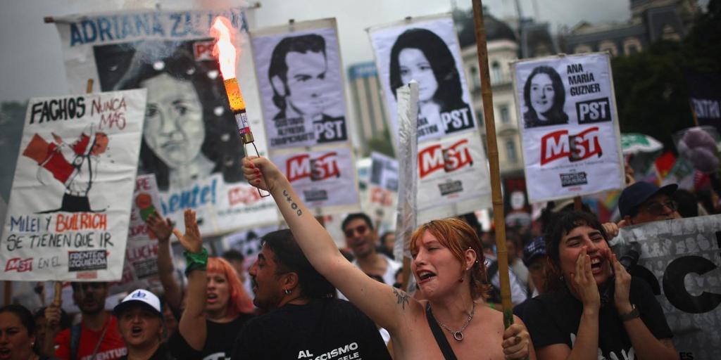 Thousands of Argentines go out 49 years after the last dictatorship and in rejection of the Government of Milei