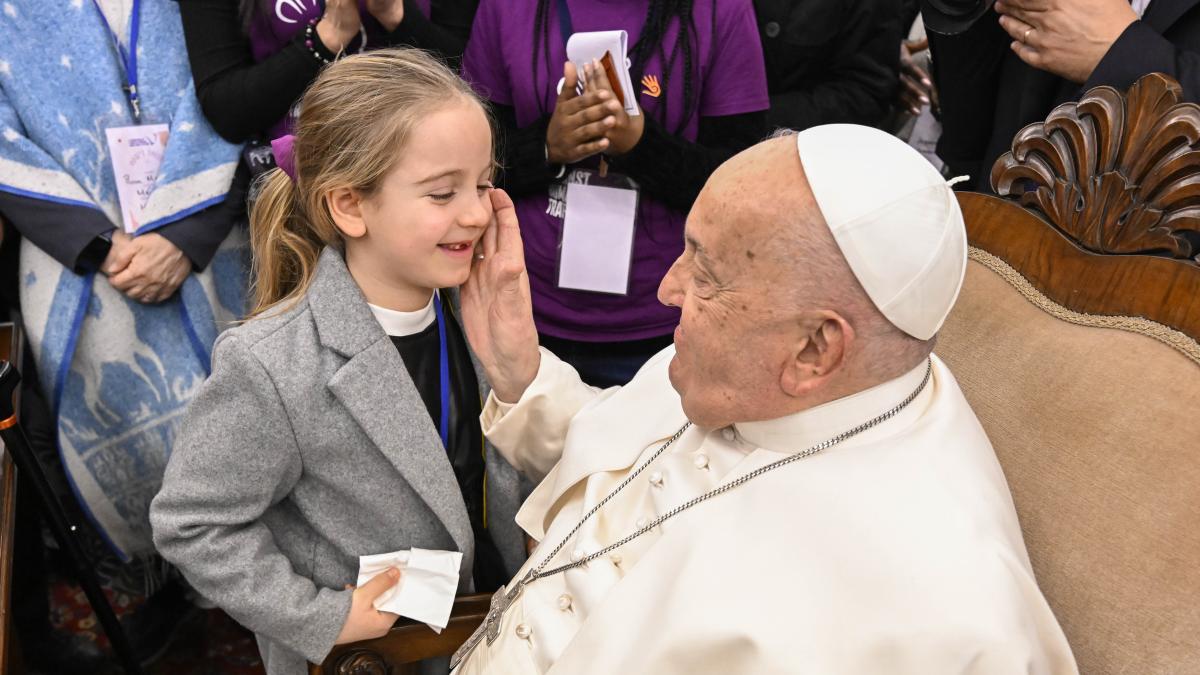 Posthumous and unpublished message of the Pope to the young: "Listen, listen a lot"