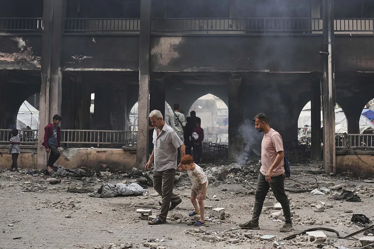 Hamas denounces the death of 58 Palestinians, including a family of six members, on the last day