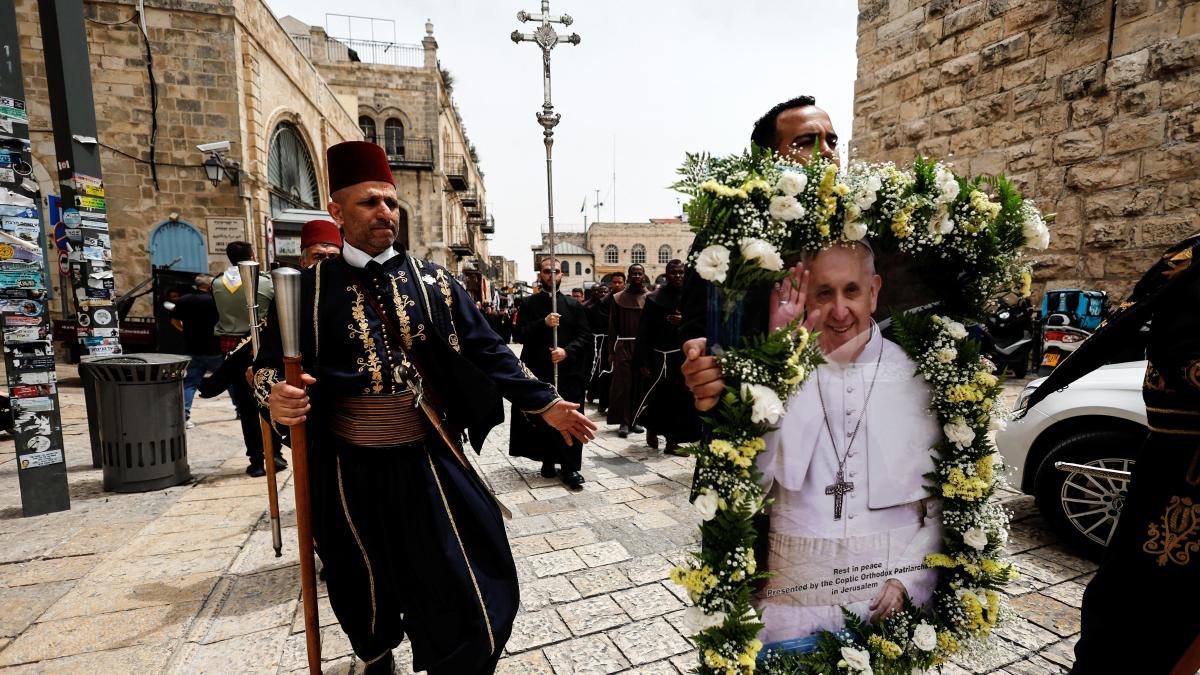 Israel chooses discomfort and silence before the death of Pope Francis