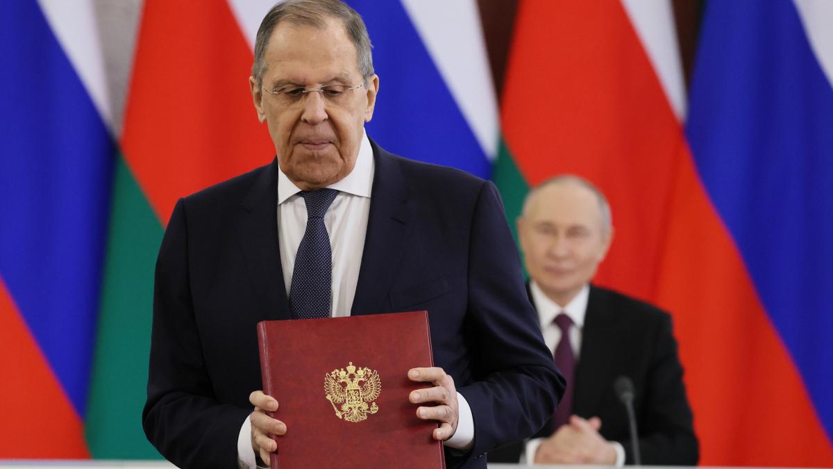 Russia says that for peace with Ukraine the recognition of its annexed territories is "imperative"