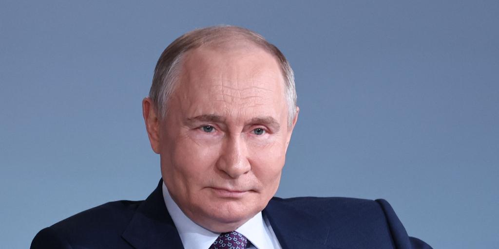 Putin states that there are French citizens who fight "shoulder shoulder" with Russians in Ukraine