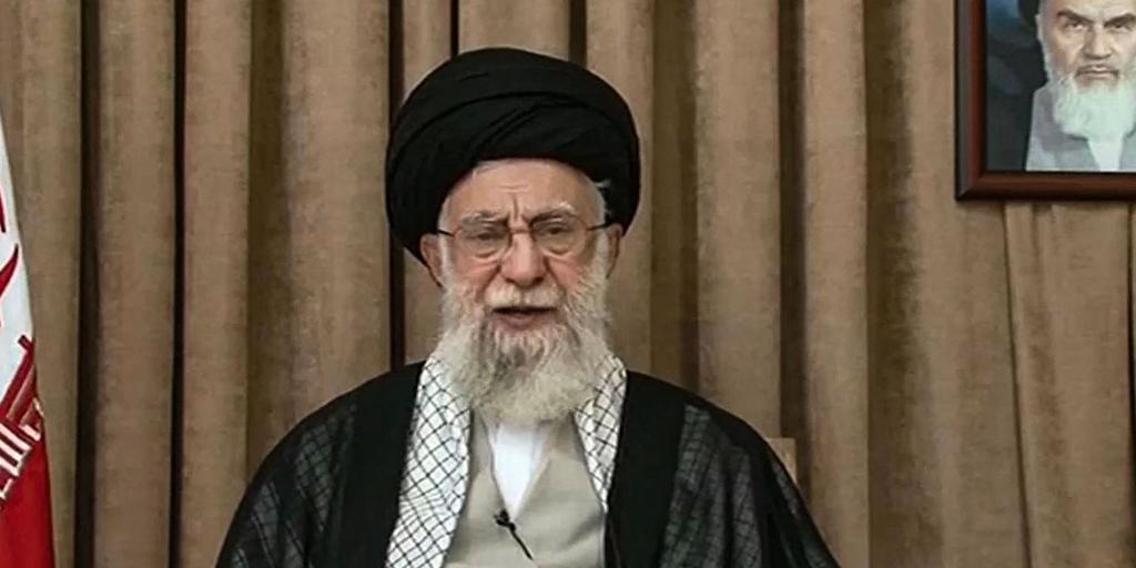 Ali Jamenei celebrates the "victory" over Israel and ensures that they will "provide a hard slap in the face of the US"