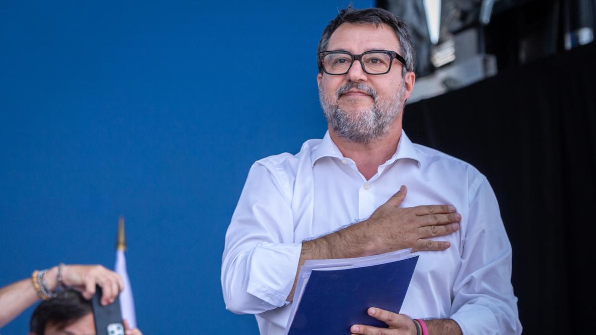 Salvini wants to review the crime of torture to allow Italian agents "to do their job"