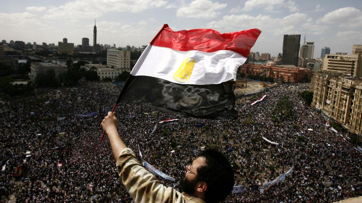 The decade of the failed revolts