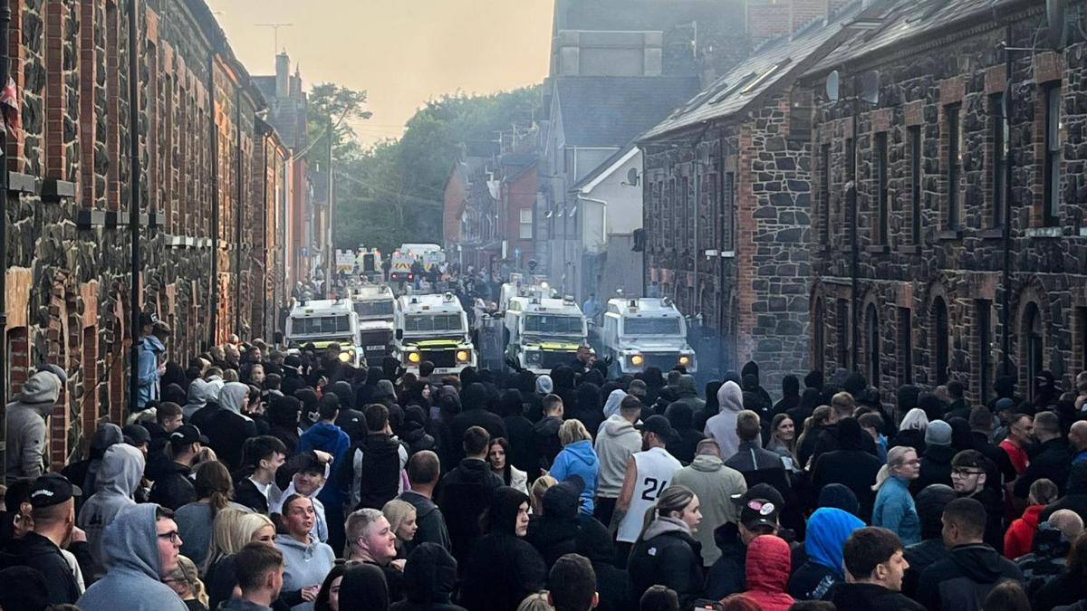 Ulster nationalists fear that the reunification train be escaped