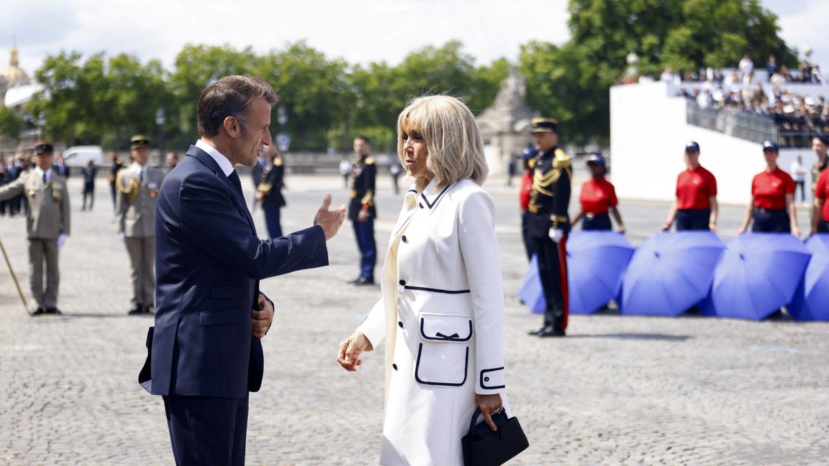 The Macron demand an influencer to say that the French first lady is a transsexual