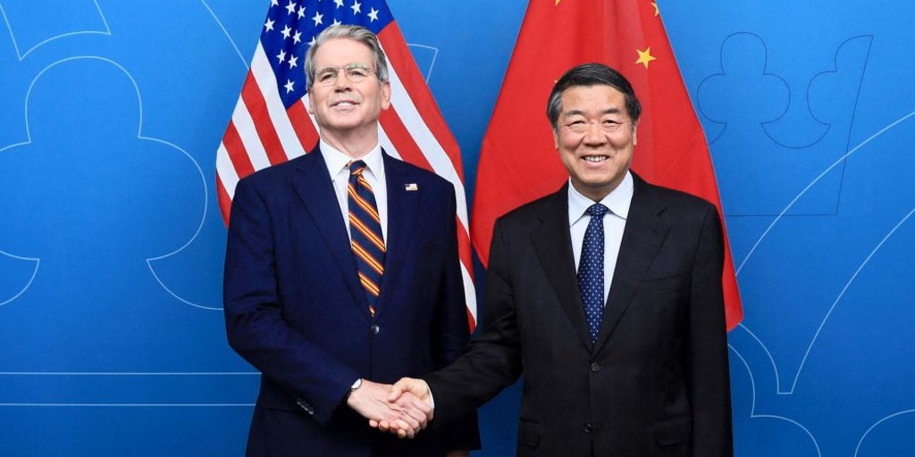 Europe resigns the US tariff while China negotiates hard
