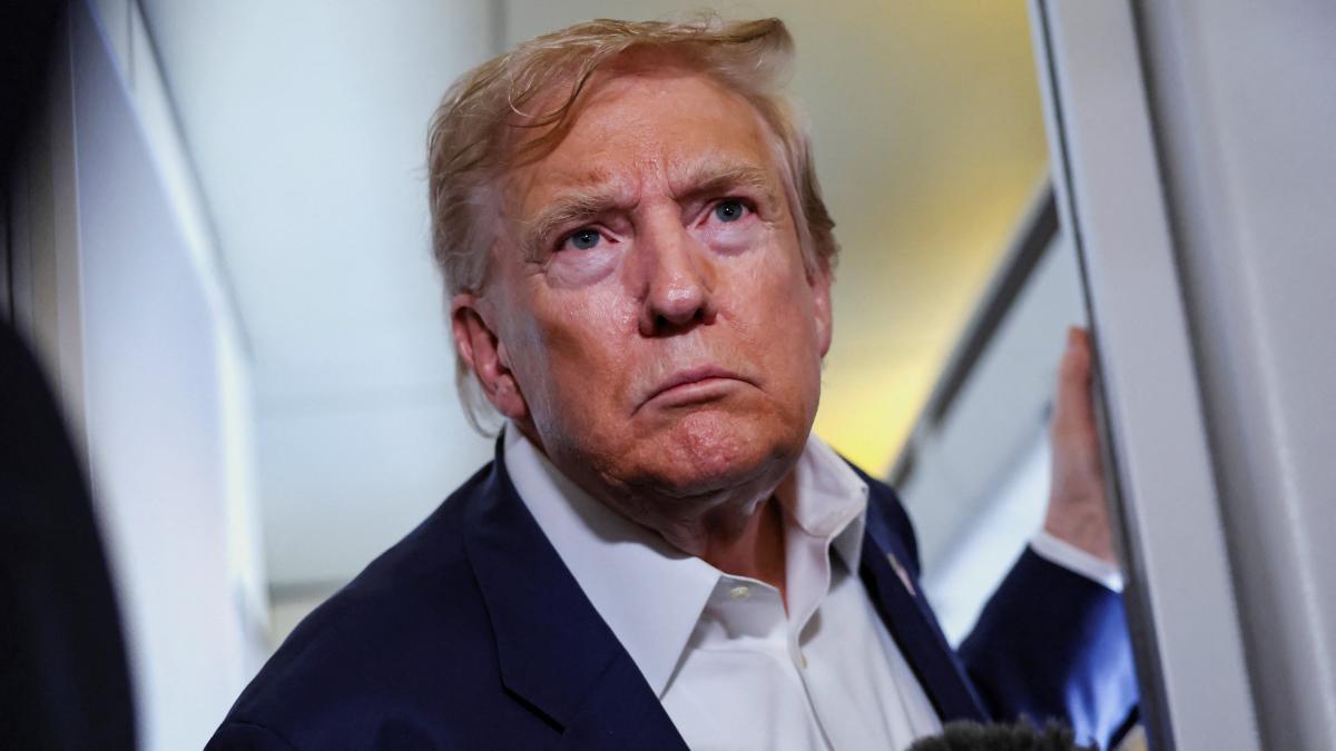 Trump accuses Epstein of "stealing" Mar-a-Lago workers, including Virginia Giuffre