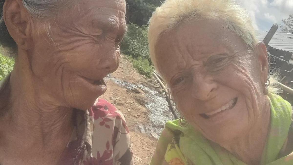 Relatives of the Spanish missing in Indonesia suspect from the hotel staff where she stayed