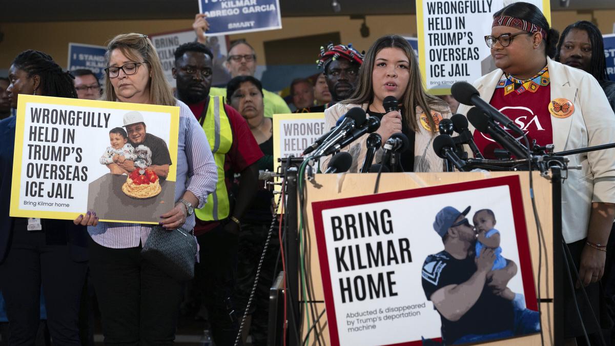 The Salvadoran Kilmar Abrego, deported by mistake, is released from a prison in the United States