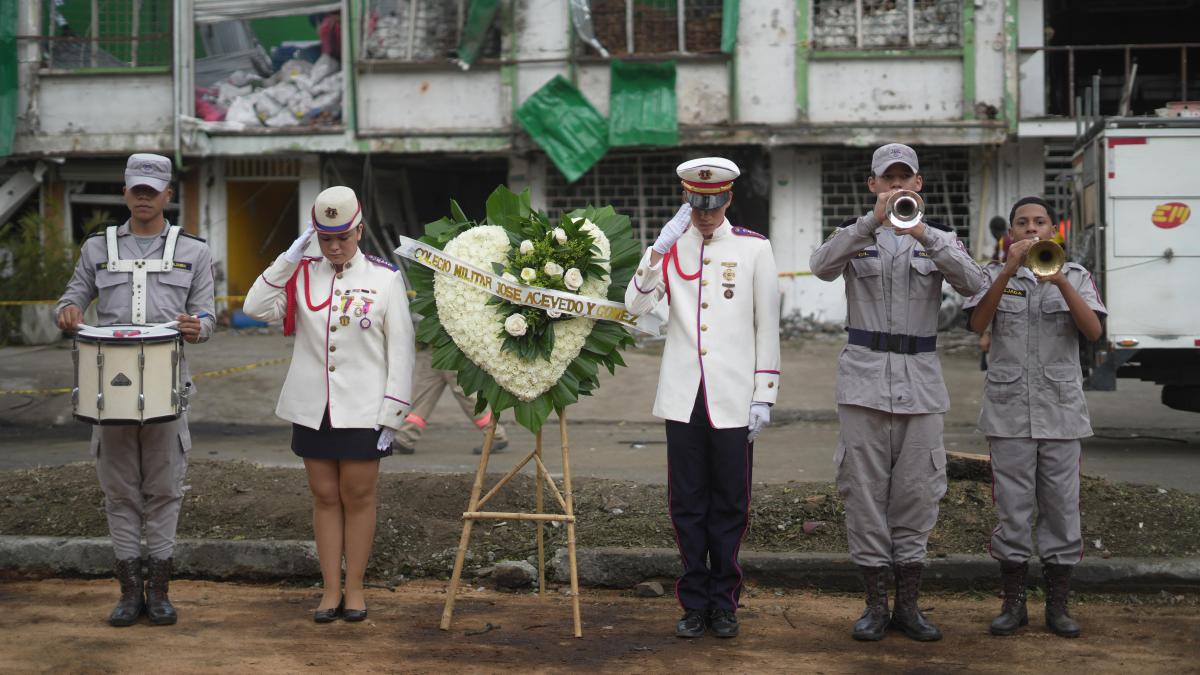 The attacks in Colombia call into question the security and 'total peace' policies of Petro