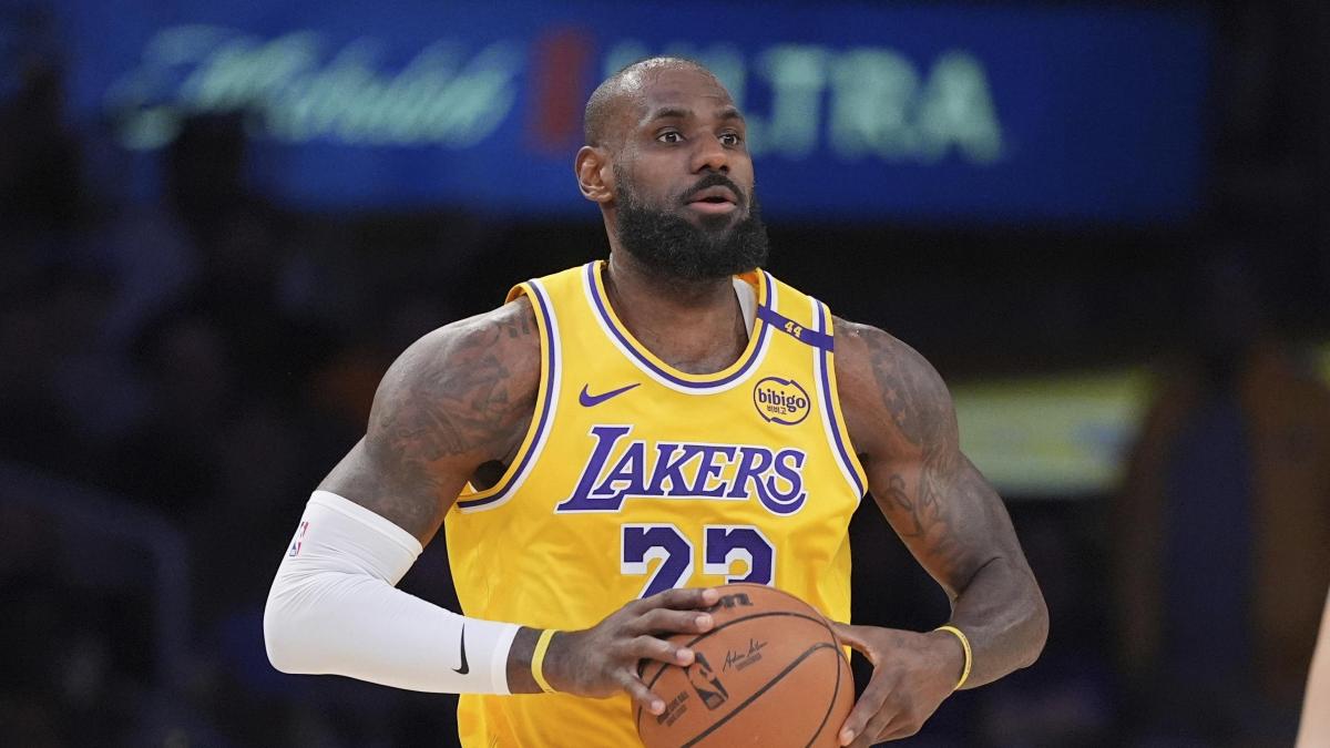 LeBron James prepares his 23rd season without seeing the withdrawal close
