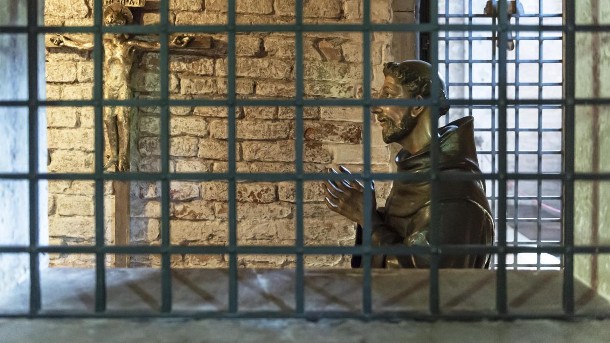 The saint who stopped the Broncas