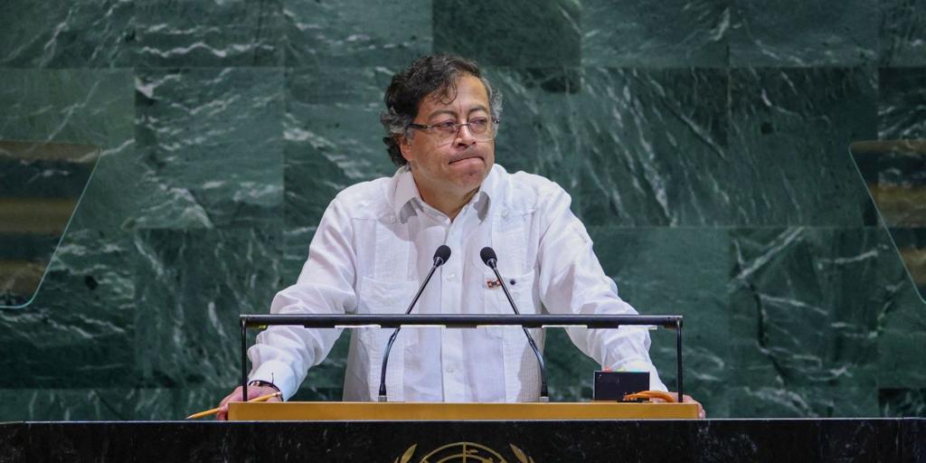 Petro accuses the US of breaching international law after removing the visa