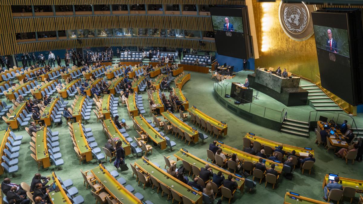 The UN rebukes the sanctions to Iran for its nuclear program after ten years