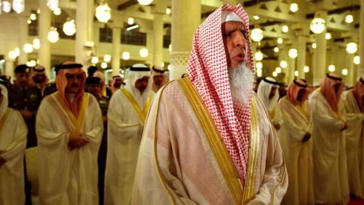 The great Muftí of Saudi Arabia dies, the highest religious authority in the last 26 years