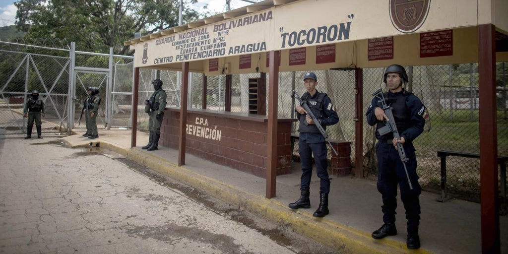 Venezuelan political dams, violated and forced to prostitute themselves in Chavistas prisons