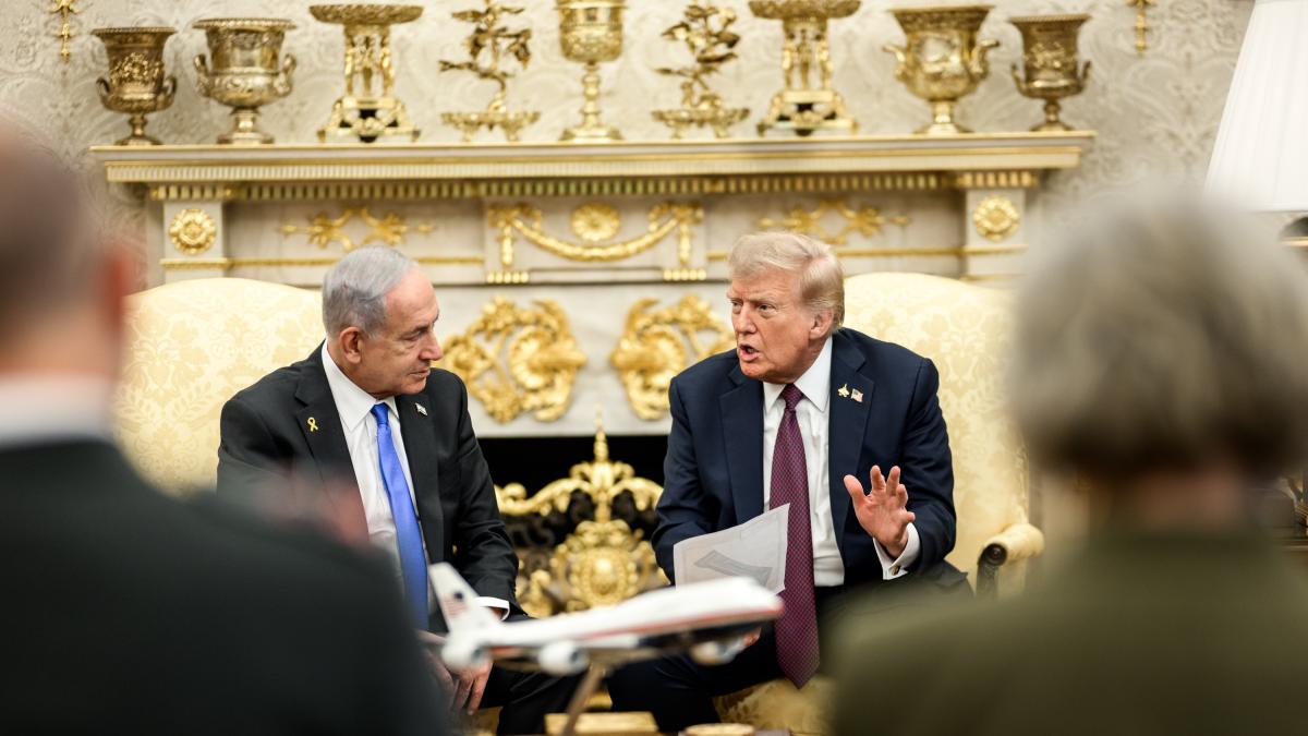 Trump threatens Israel after Knesset vote