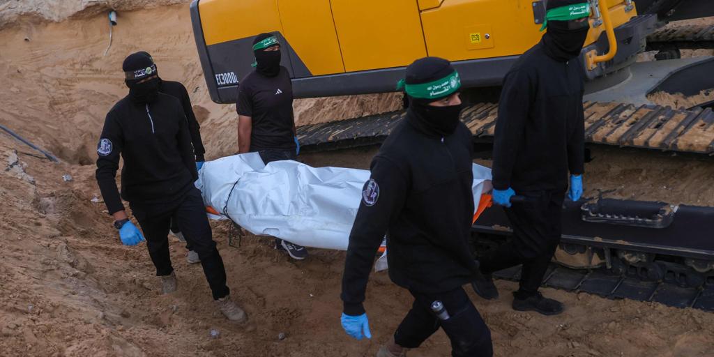 The armed wing of Hamas announces that it will hand over the bodies of two other deceased hostages this Thursday