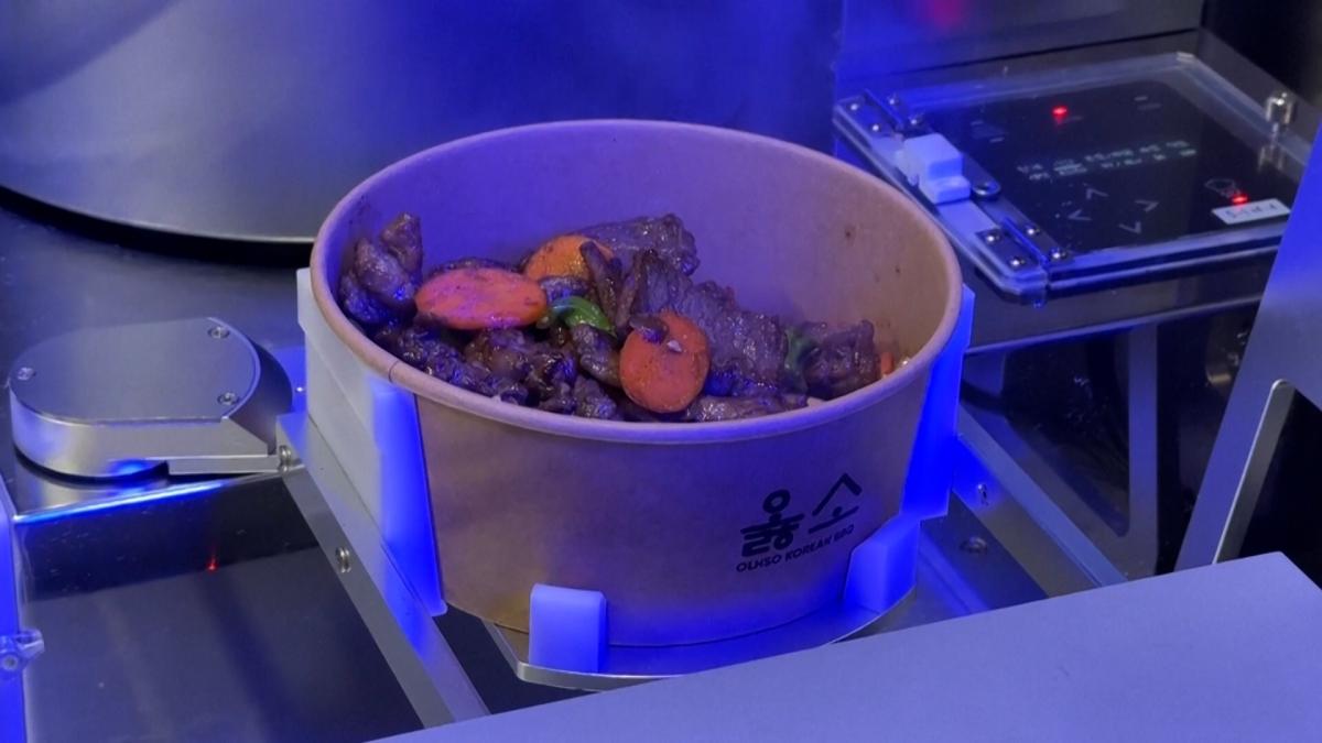 a robot truck that cooks while driving